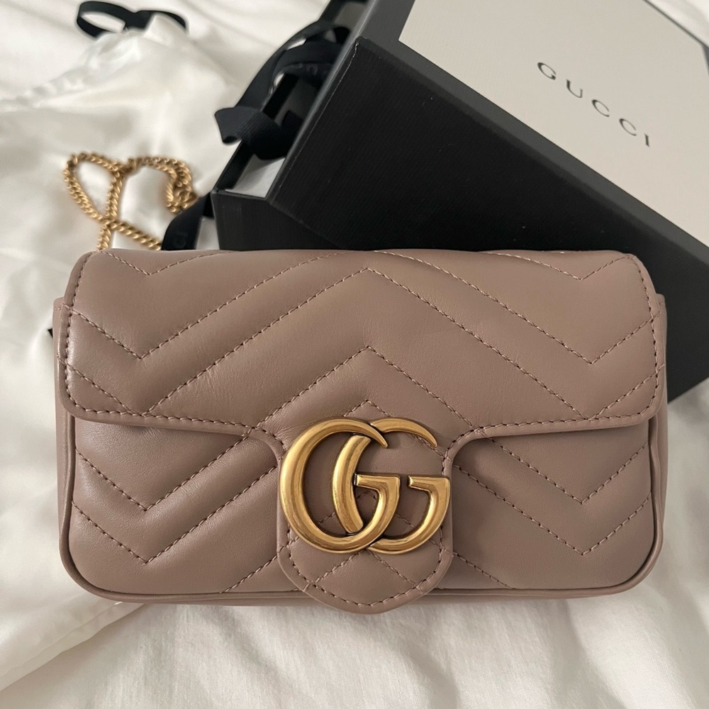 SOLD Gucci Marmont Supermini